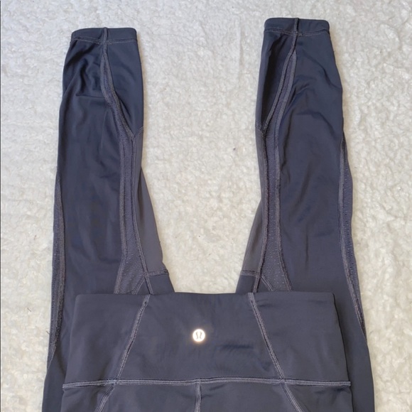 ❌SOLD❌Lululemon Run Smoothly 7/8 Tight *25" - Picture 6 of 6